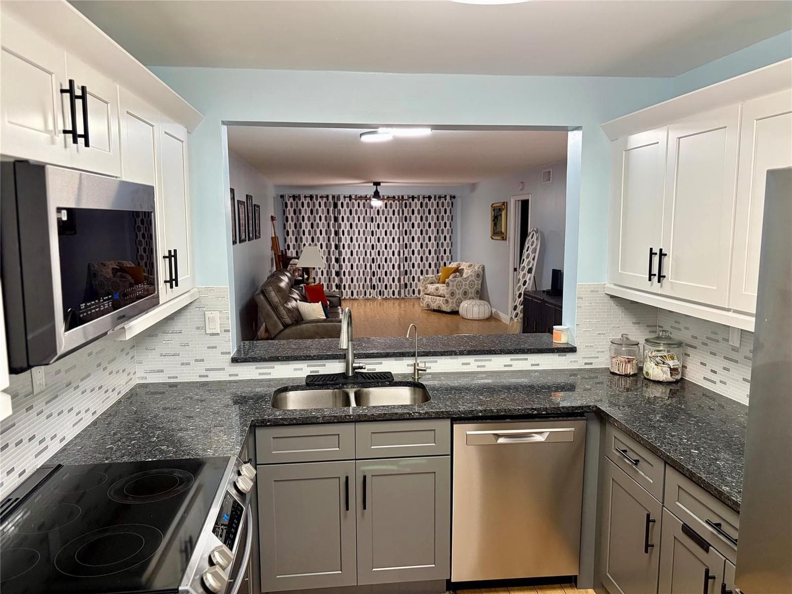 7302 S Devon Drive # 307, Tamarac FL 33321 photo 5