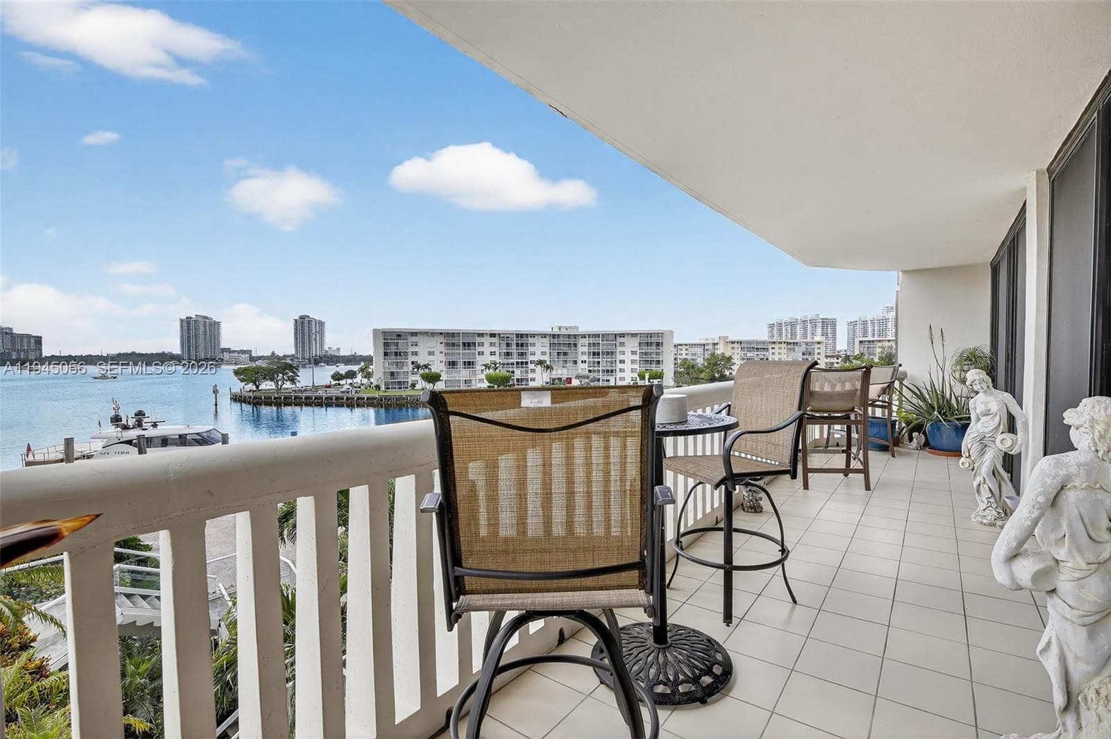 1000 Island Blvd # 312, Aventura FL 33160 photo 4