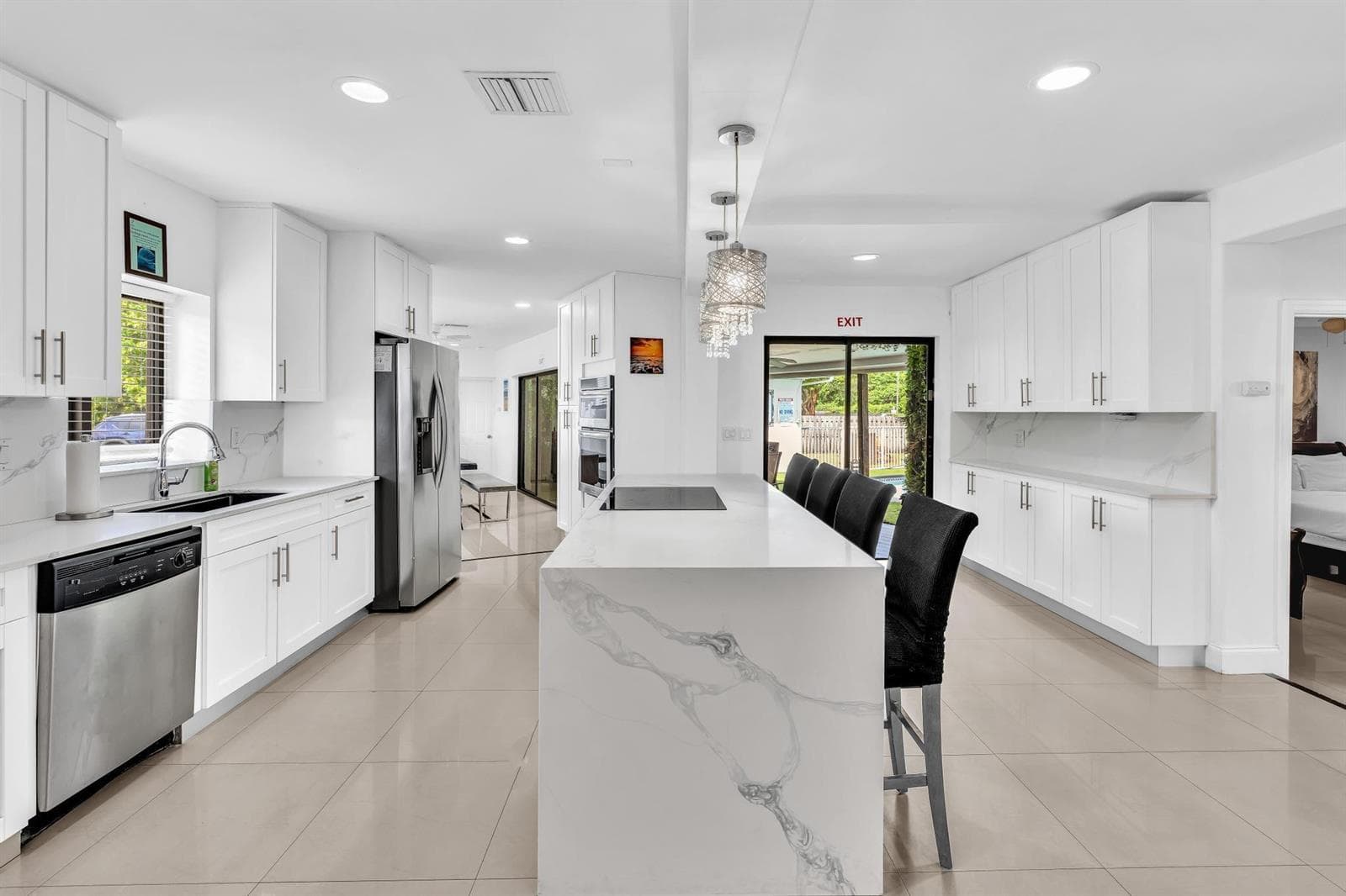 5901 W Broward Boulevard, Plantation FL 33317 photo 4