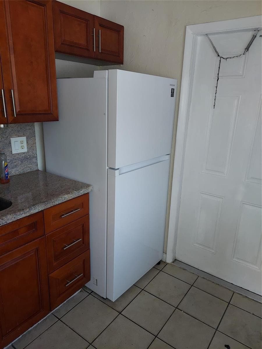 1829 N Dixie Highway, Fort Lauderdale, FL 33305 photo 4