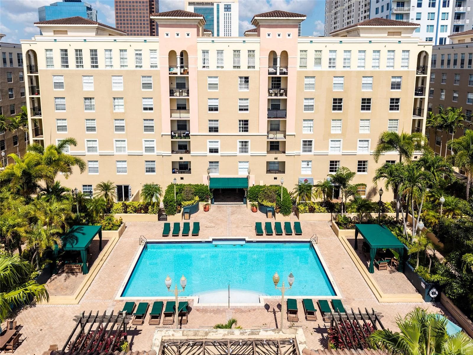 520 SE 5th Avenue # 2404, Fort Lauderdale FL 33301 photo 2