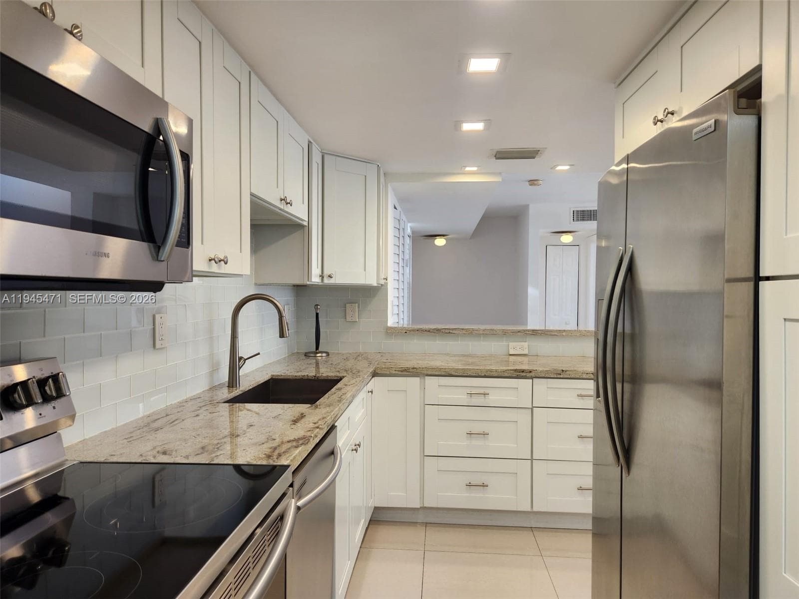 5201 Orduna Dr # 14, Coral Gables FL 33146 photo 5