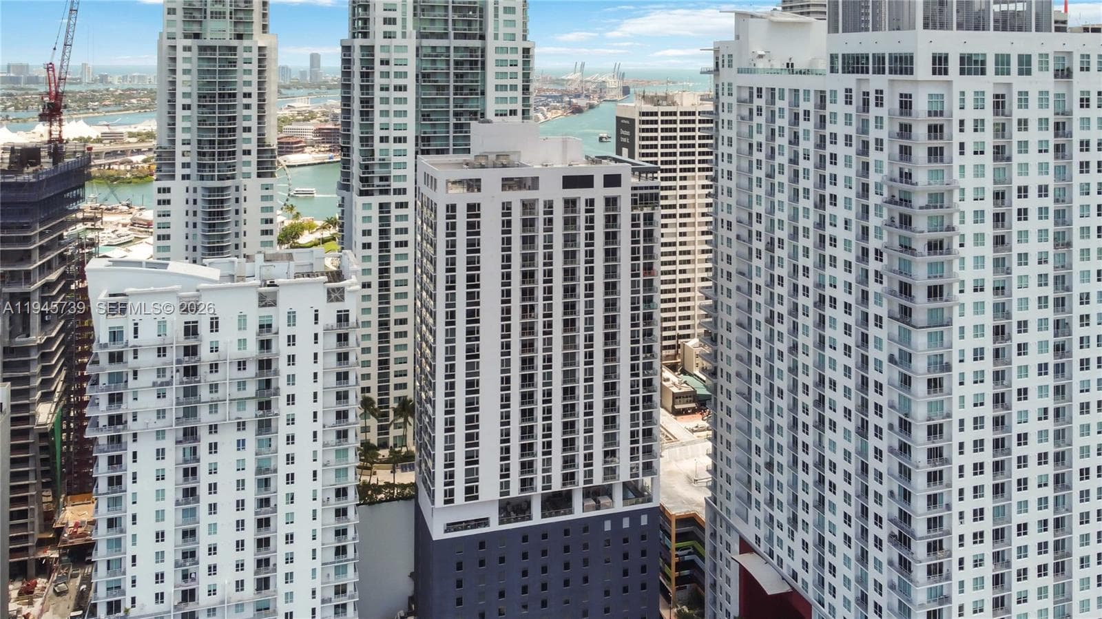 227 NE 2nd St # 2506, Miami FL 33132
