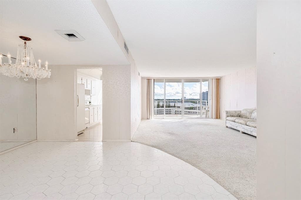 18031 Biscayne Boulevard # 1104, Aventura FL 33160 photo 4