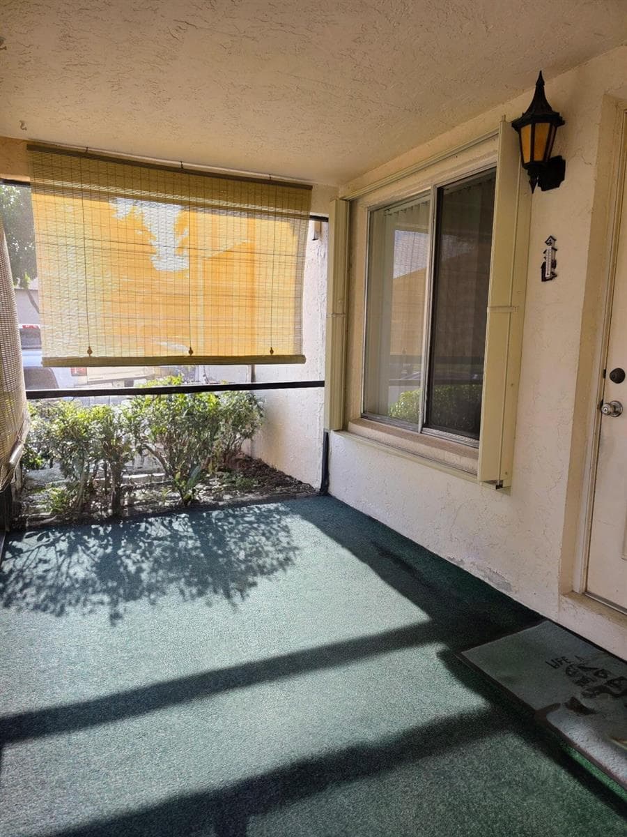 423 Pine Glen Lane # C-1, FL 33463 photo 2