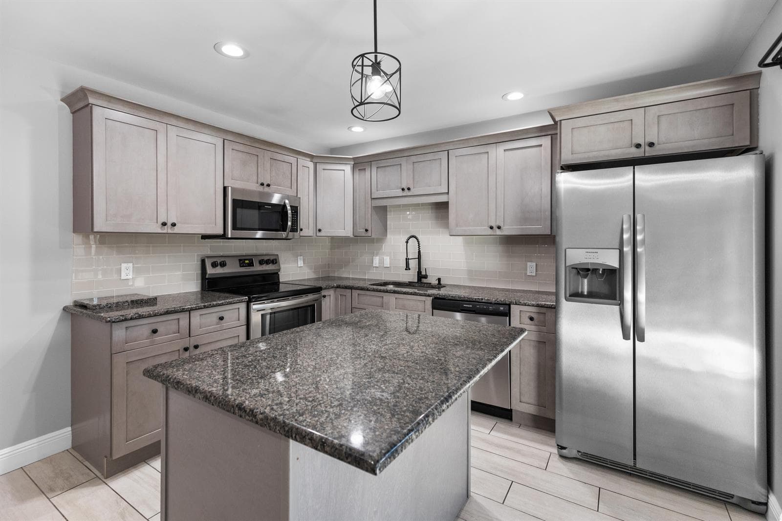 2302 SE Round Table Drive # B, Port St. Lucie FL 34952 photo 3
