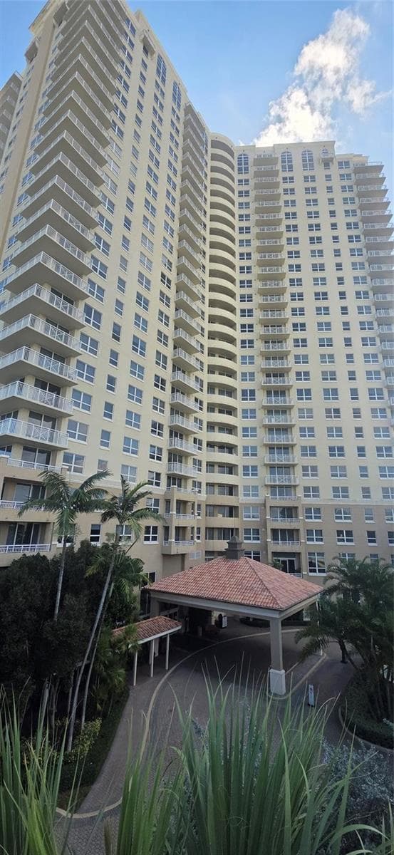 19501 W Country Club Drive # 2306, Aventura FL 33180 photo 3