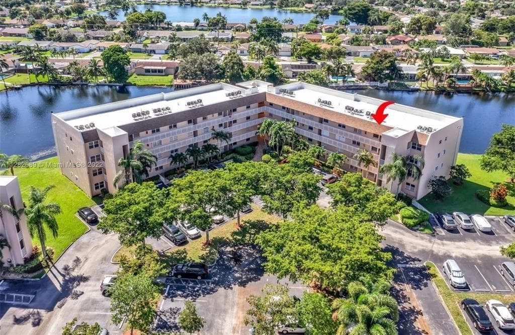 10442 Sunrise Lakes Boulevard # 312, Sunrise FL 33322 photo 4