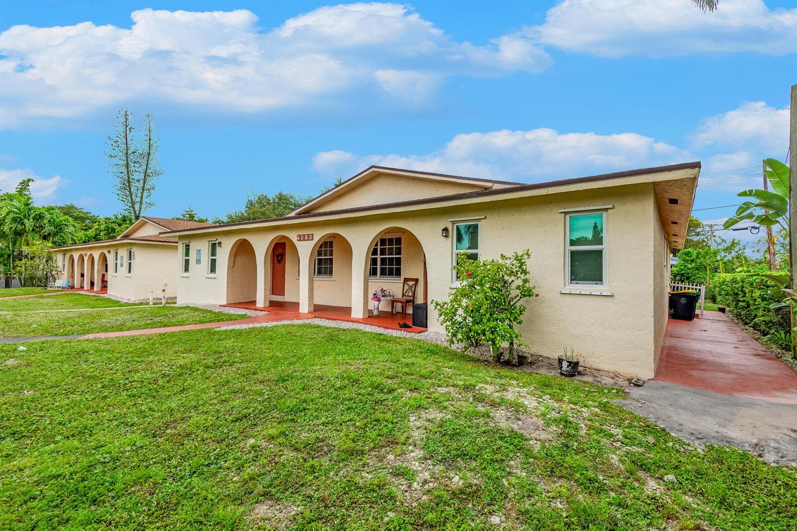 4065 SW 51st Street, Dania Beach FL 33314 photo 2