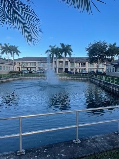 5220 University Drive # 109c, Davie FL 33328