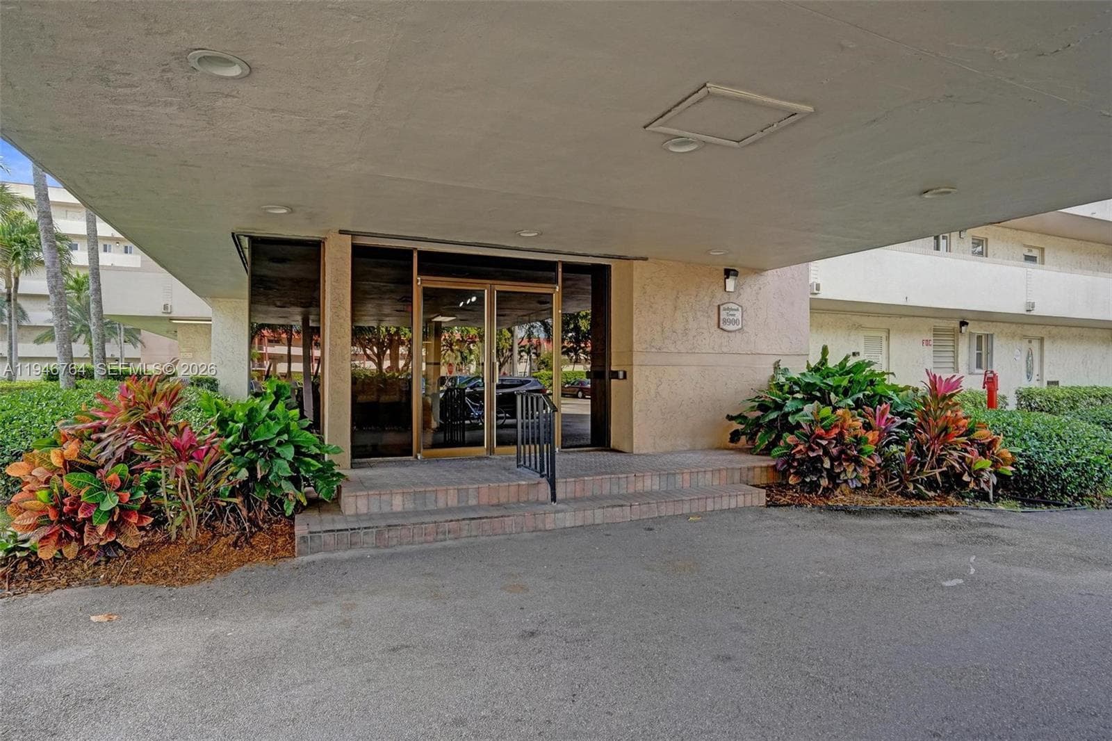 8900 Washington Blvd, Pembroke Pines FL 33025 photo 3