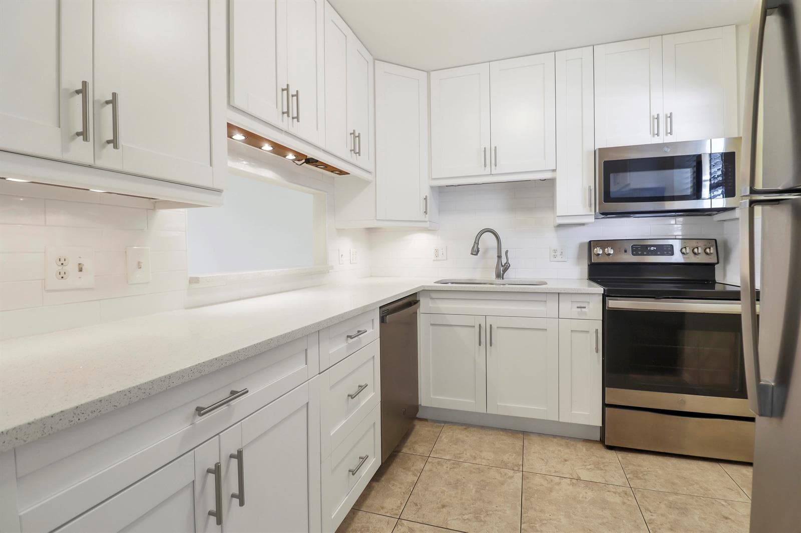 12016 Greenway Circle S # 204, Royal Palm Beach FL 33411 photo 2