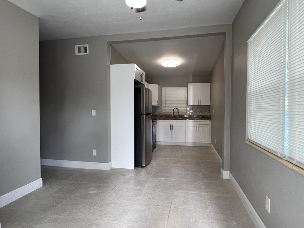 3990 Plum Tree Drive, Lake Worth FL 33462 photo 3