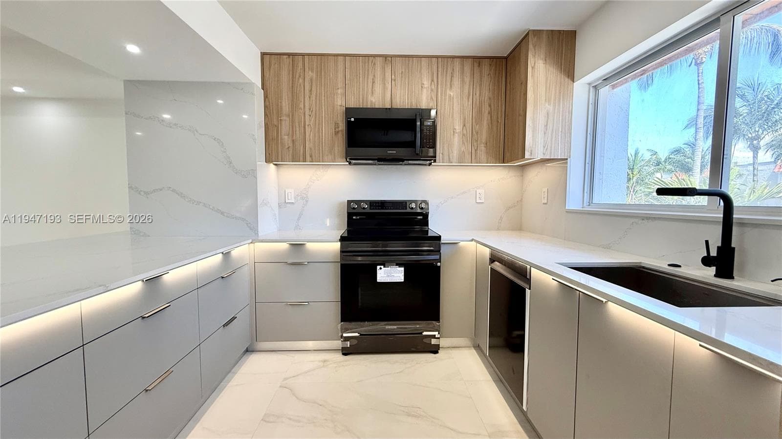 3826 NE 171st St # 3826, North Miami Beach FL 33160 photo 3