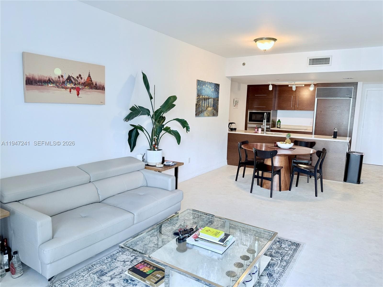 465 Brickell Ave # 2906, Miami FL 33131 photo 4