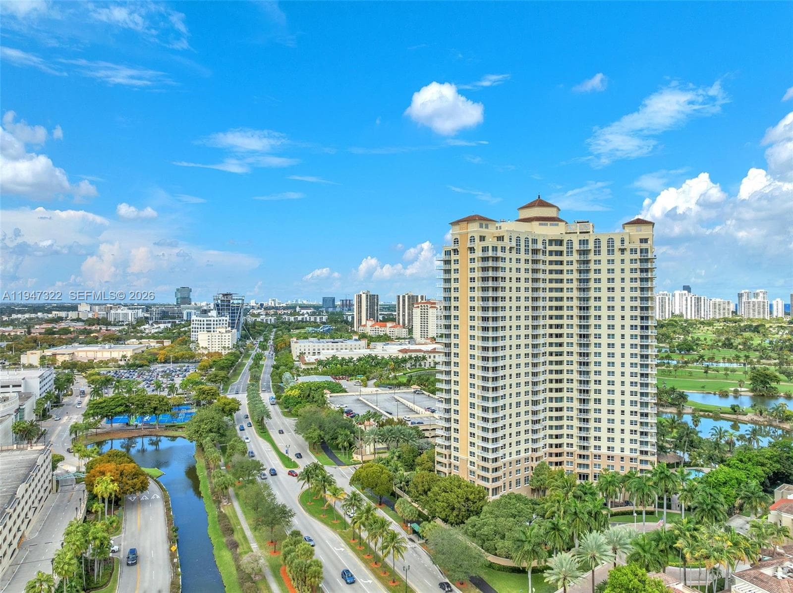 19501 W Country Club Dr # 505, Aventura FL 33180 photo 2