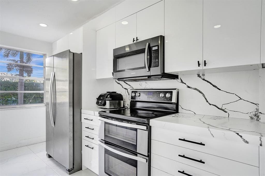 2801 NE 183rd Street # 101w, Aventura FL 33160 photo 2
