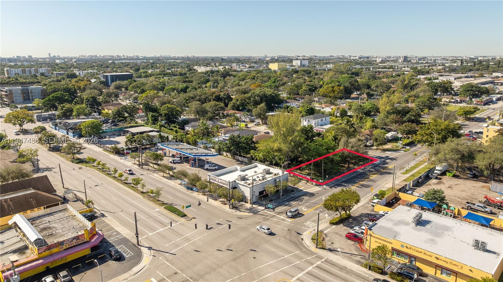 2226 NW 46th St, Miami FL 33142 photo 2