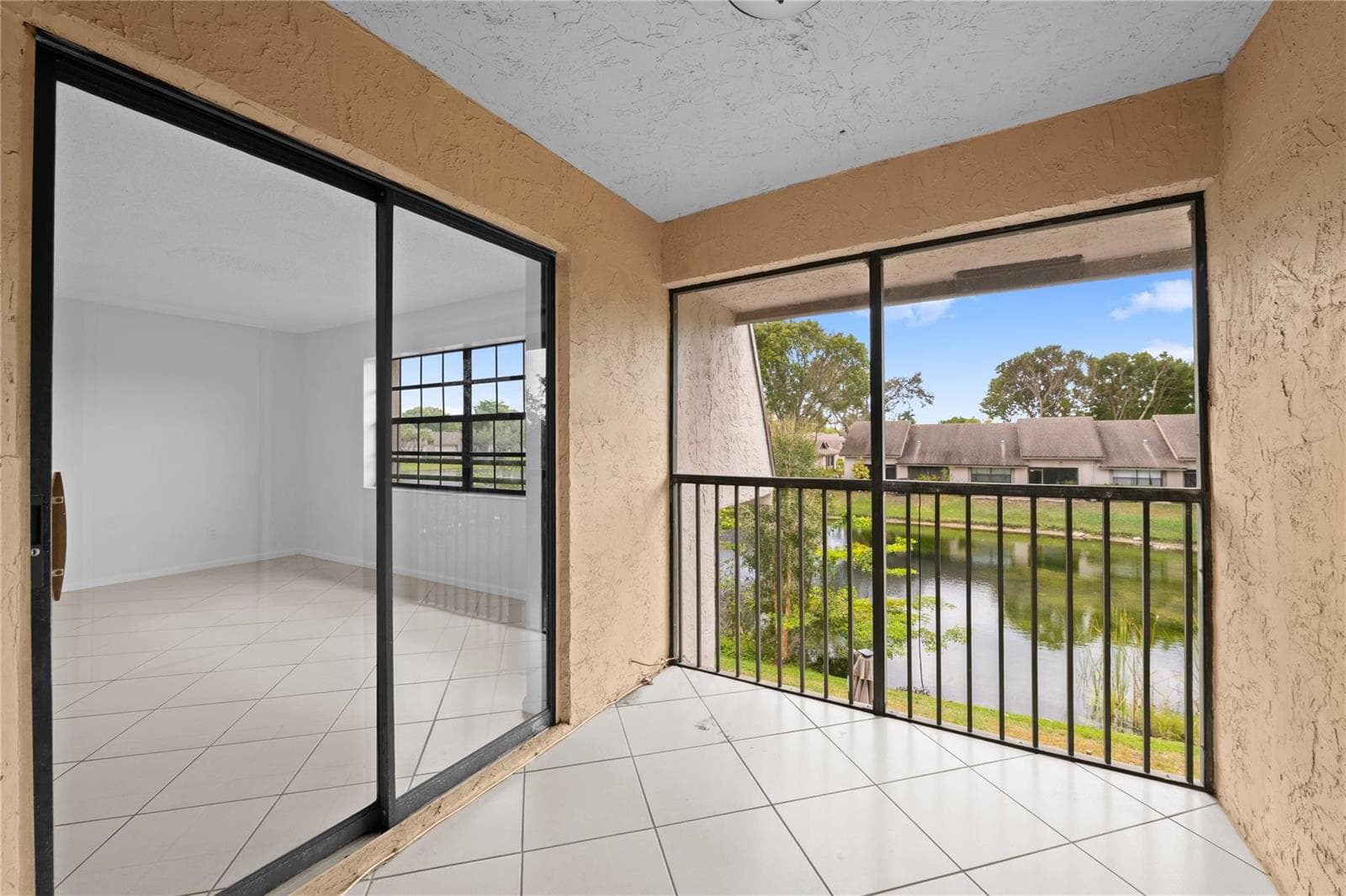 3574 NW 95th Terrace # 8q, Fort Lauderdale FL 33351 photo 2