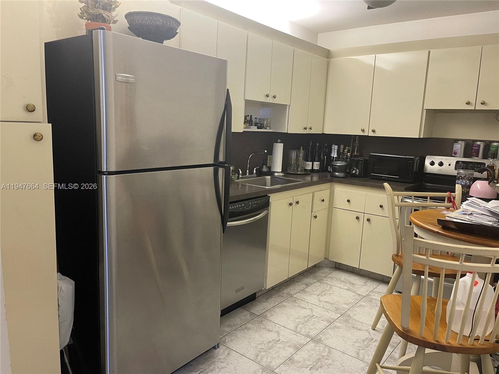 20100 W Country Club Dr # 507, Aventura FL 33180 photo 4
