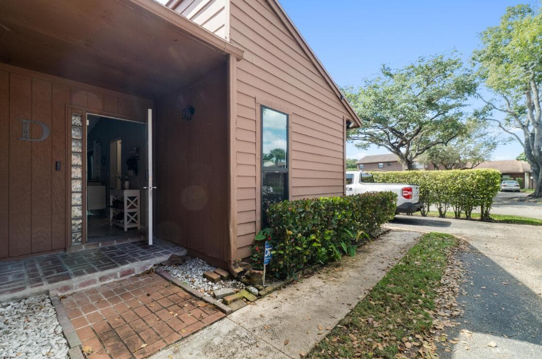 6194 Pine Tree Lane # D, Tamarac FL 33319 photo 3