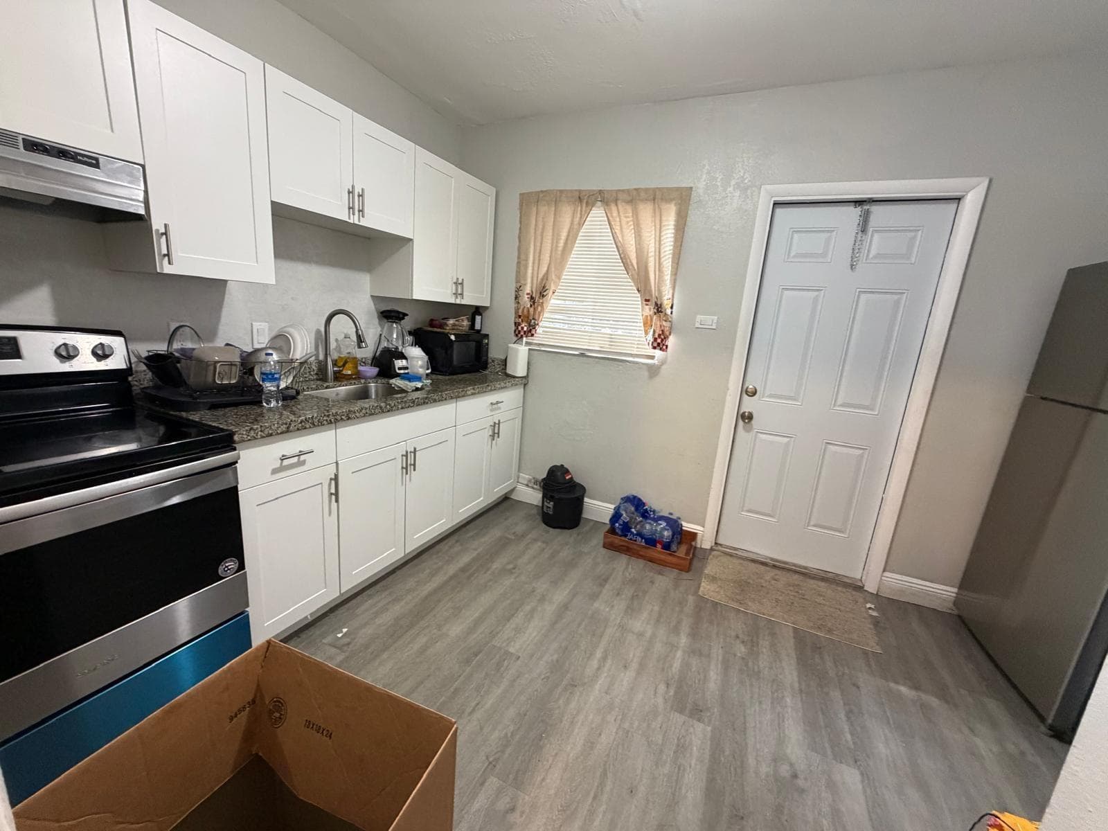 405 NW 18th Avenue, Fort Lauderdale FL 33311 photo 3