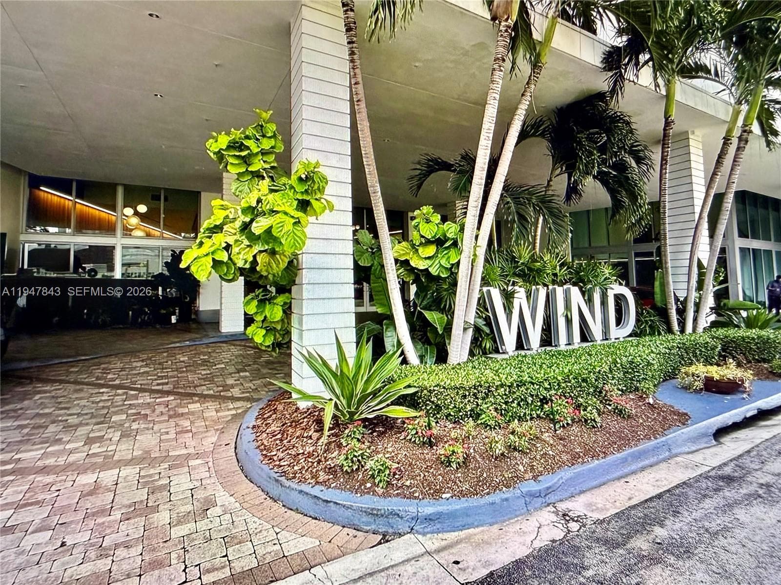 350 S Miami Ave # 3008, Miami FL 33130 photo 2