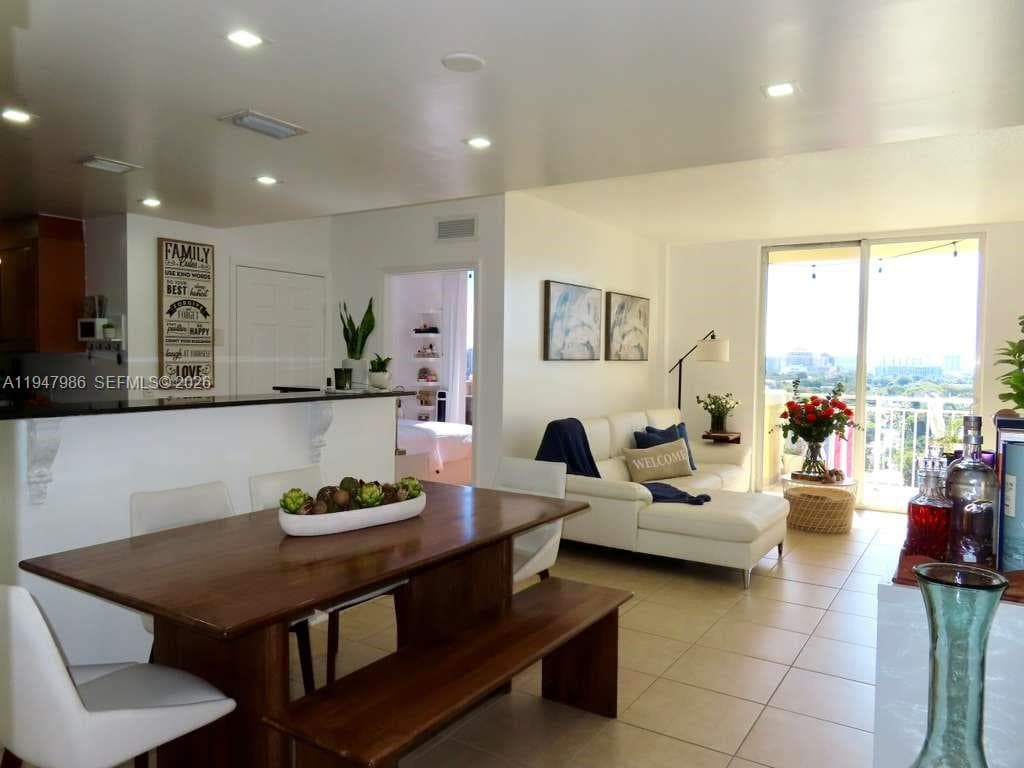 215 SW 42nd Ave, Miami FL 33134 photo 2