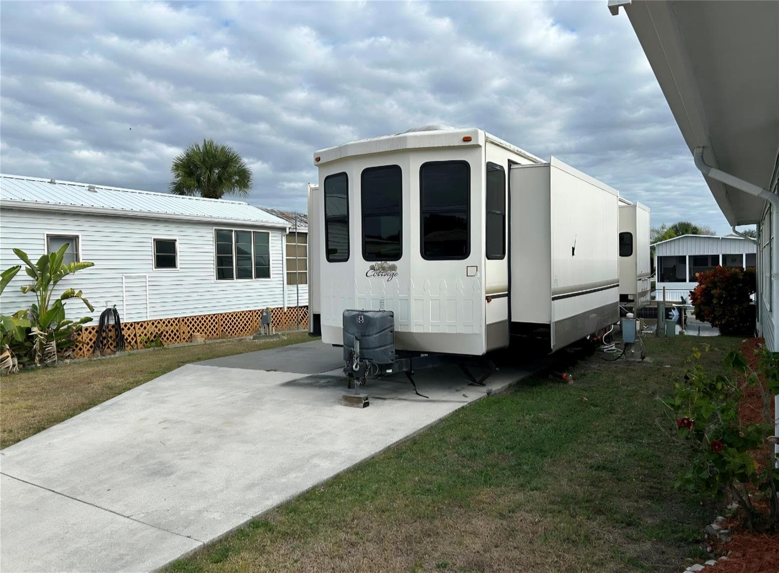 18 Shell Road, Okeechobee FL 34974 photo 3