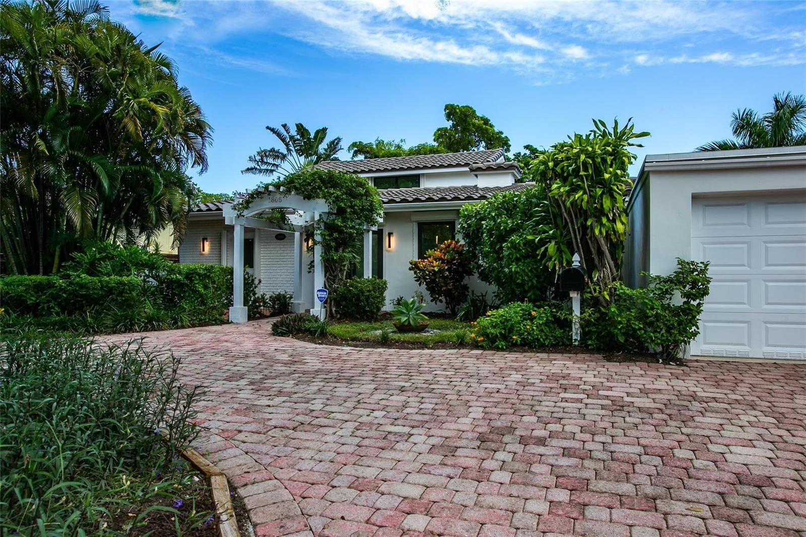 1806 NE 22nd Terrace, Fort Lauderdale FL 33305 photo 2