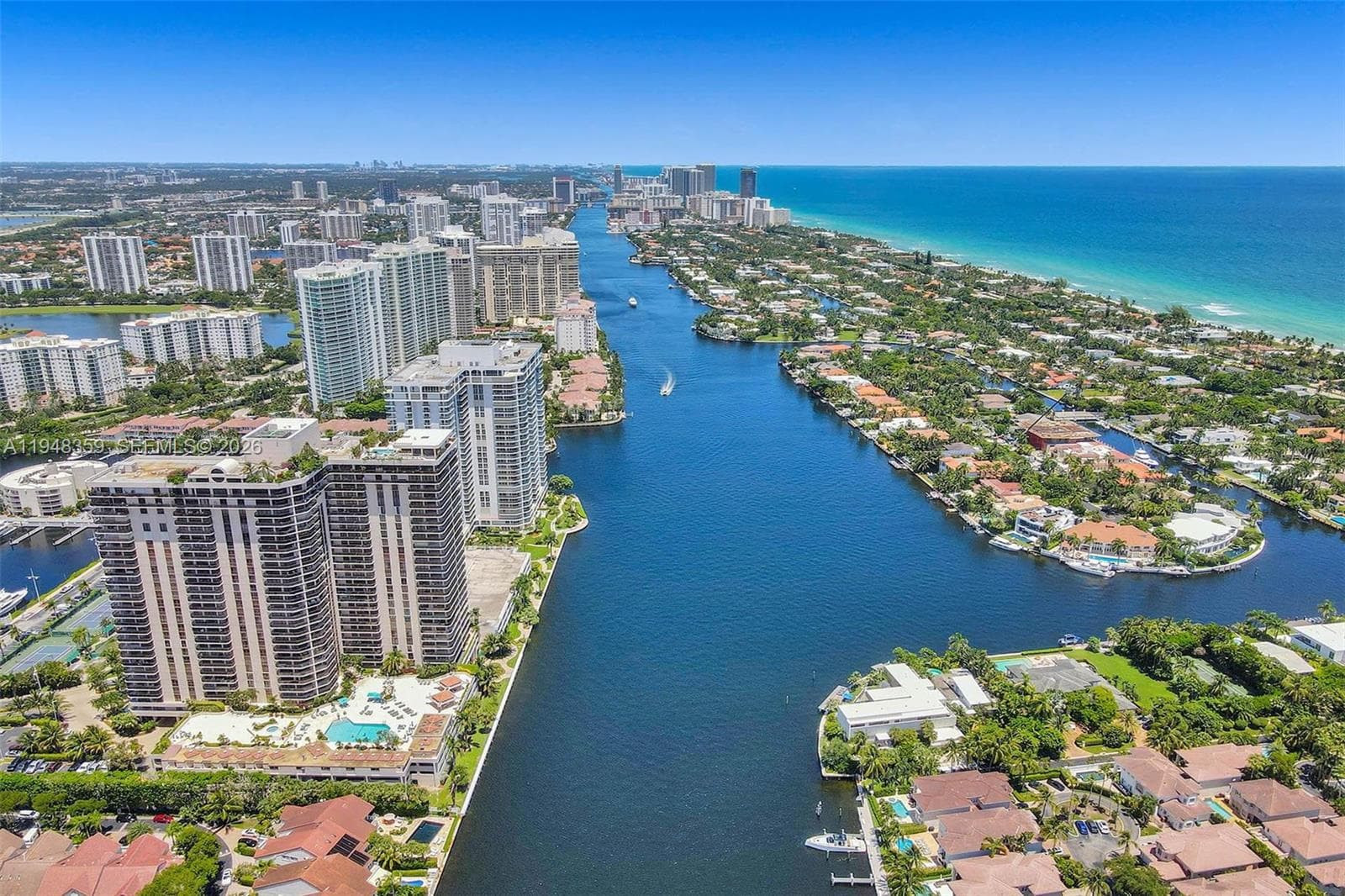 19355 Turnberry Way # 8L, Aventura FL 33180 photo 3