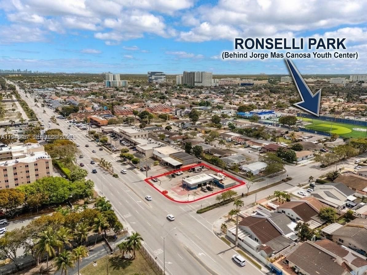 11480 W Flagler St, Sweetwater FL 33174 photo 2