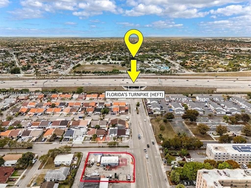 11480 W Flagler St, Sweetwater FL 33174 photo 3