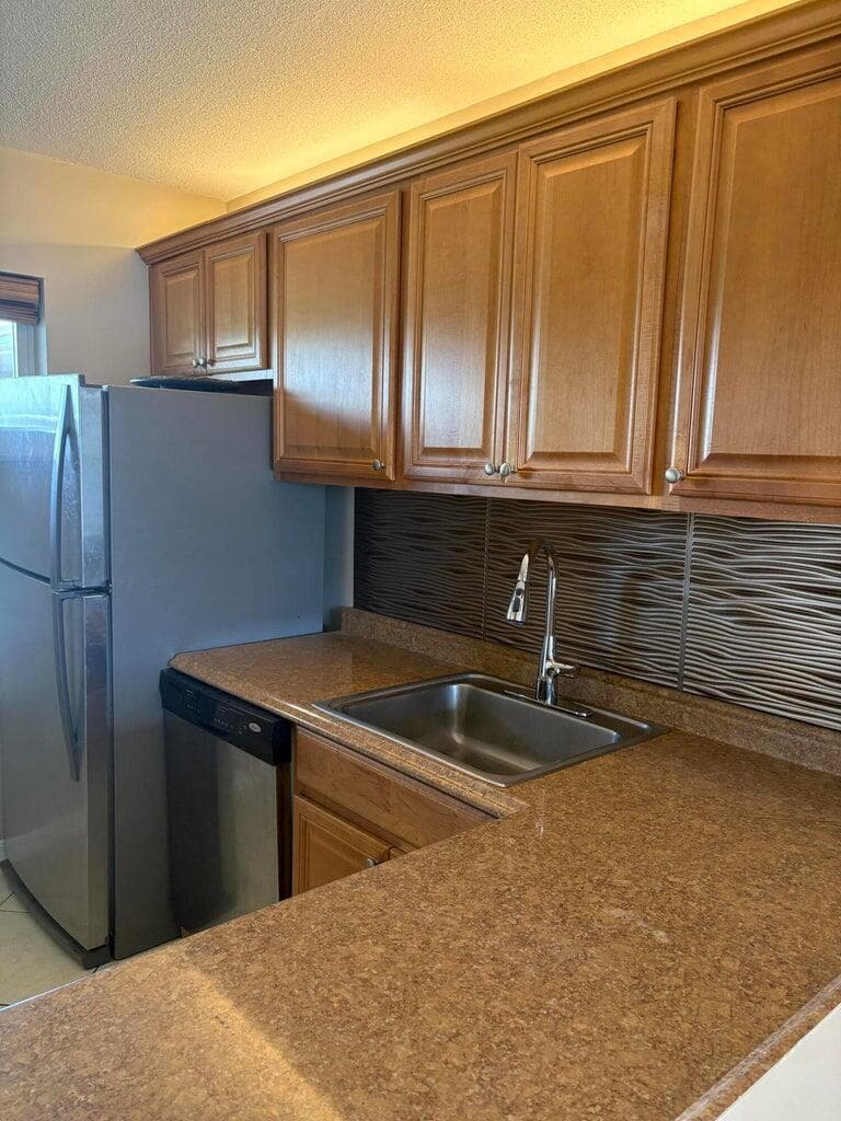 2770 S Garden Drive # 304, Lake Worth FL 33461 photo 5