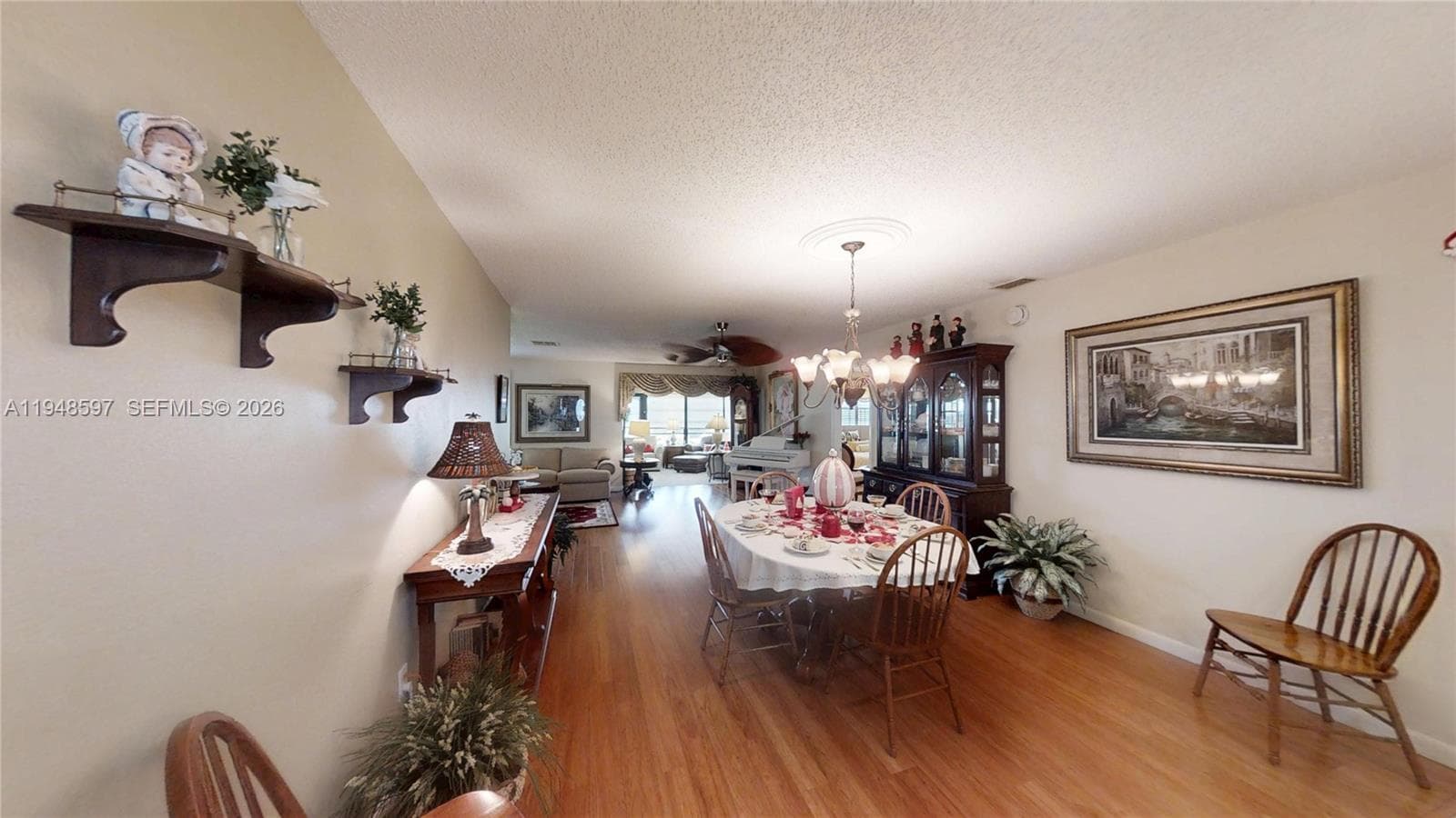 1527 Edgewater Circle, Fort Myers FL 33919 photo 5