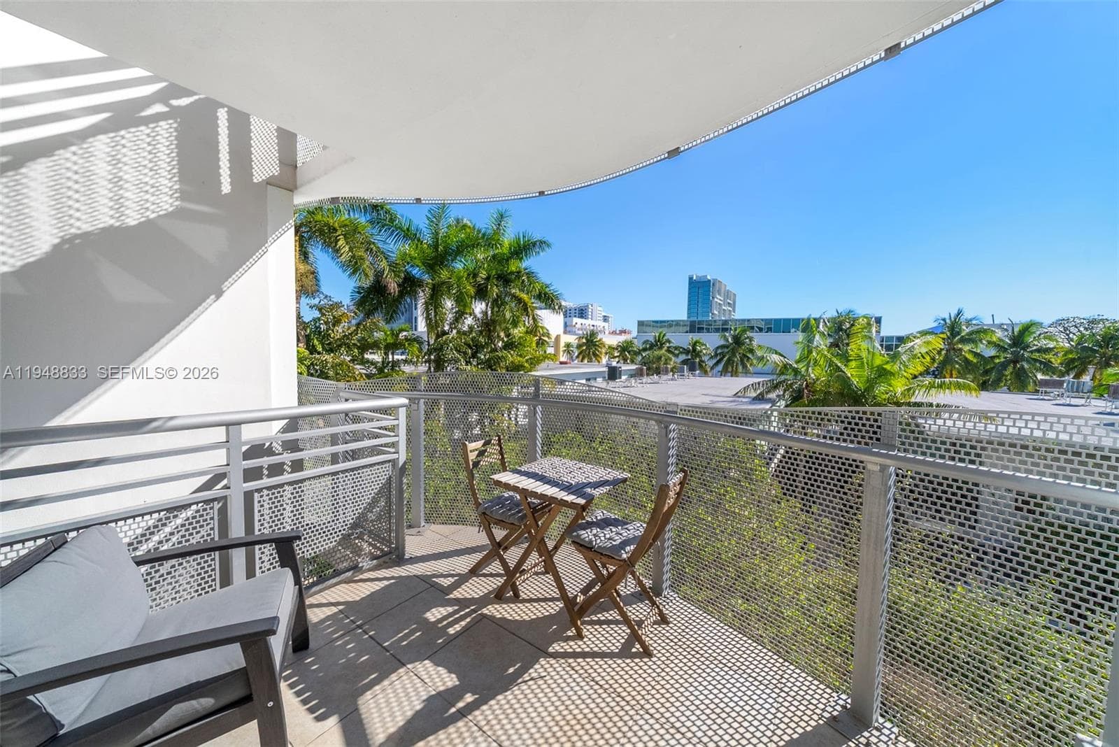 2155 Washington Ct # 303, Miami Beach FL 33139 photo 5