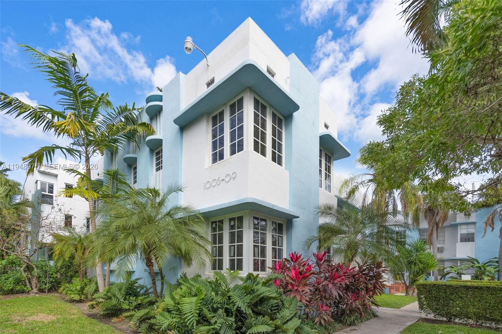 1009 Meridian Ave # 15, Miami Beach FL 33139 photo 4