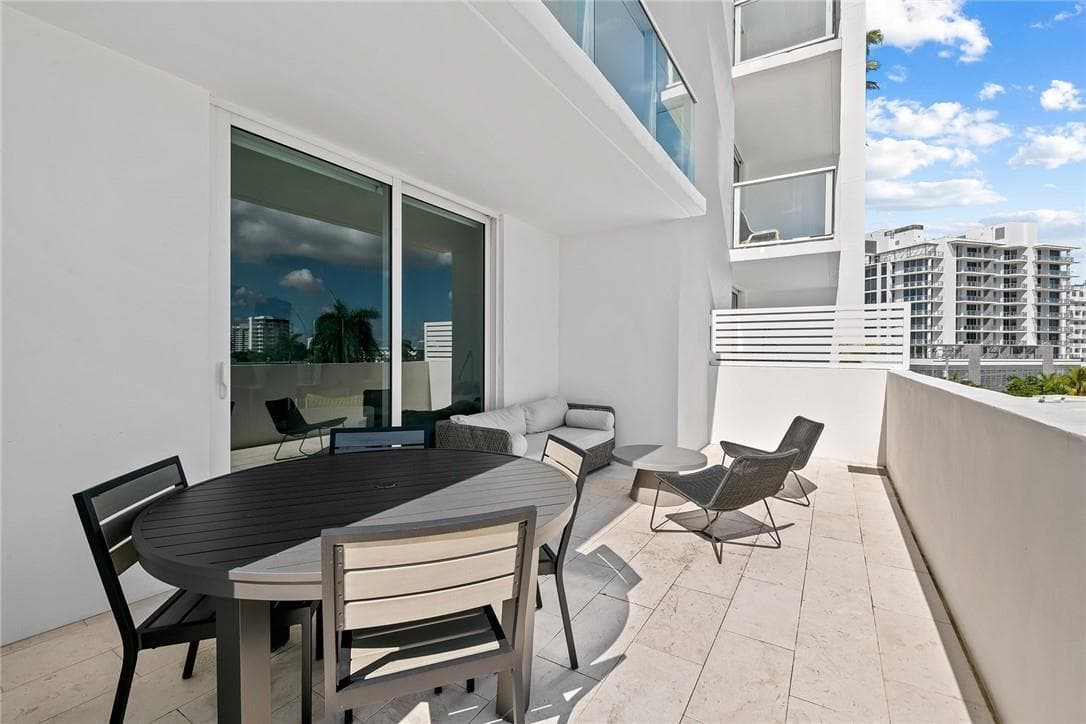 401 N Birch Road # 411, Fort Lauderdale, FL 33304 photo 3