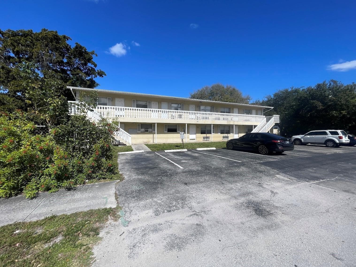 751 NW 5th Street, Fort Lauderdale FL 33311 photo 2