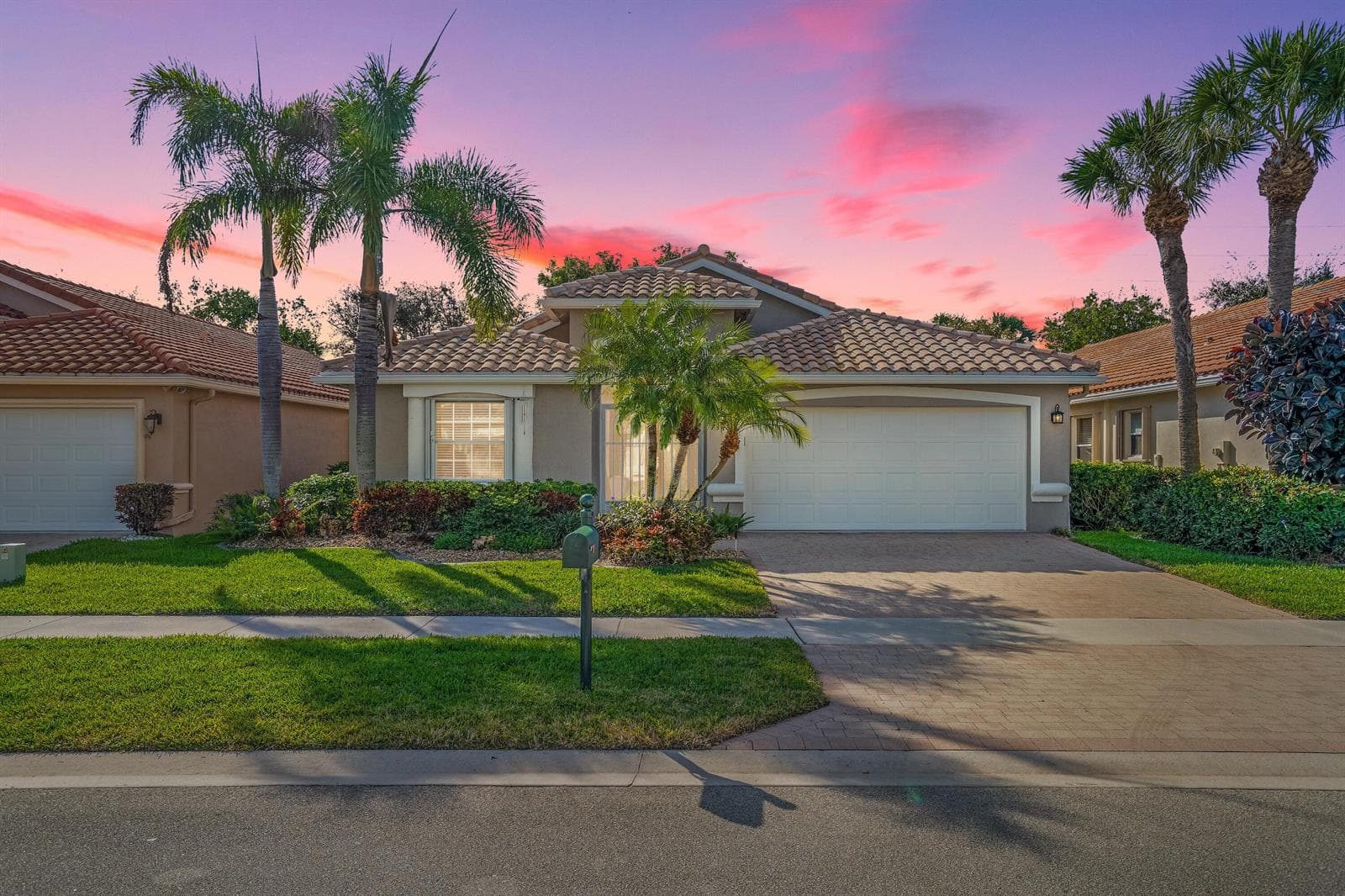 7348 Trentino Way, Boynton Beach FL 33472 photo 2