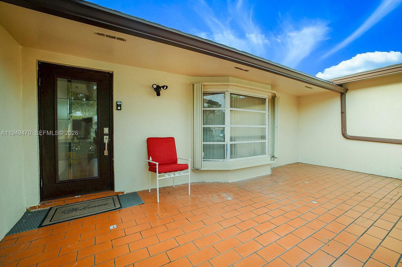 2210 NW 91st Ter, Pembroke Pines FL 33024 photo 3