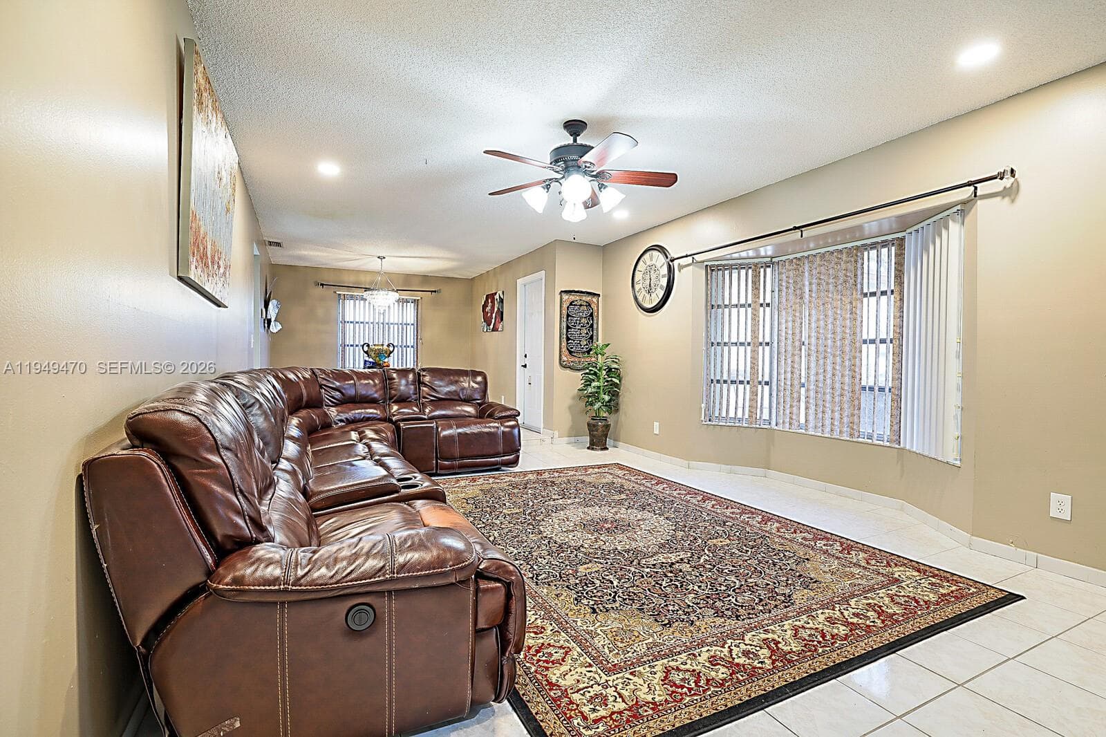 2210 NW 91st Ter, Pembroke Pines FL 33024 photo 5