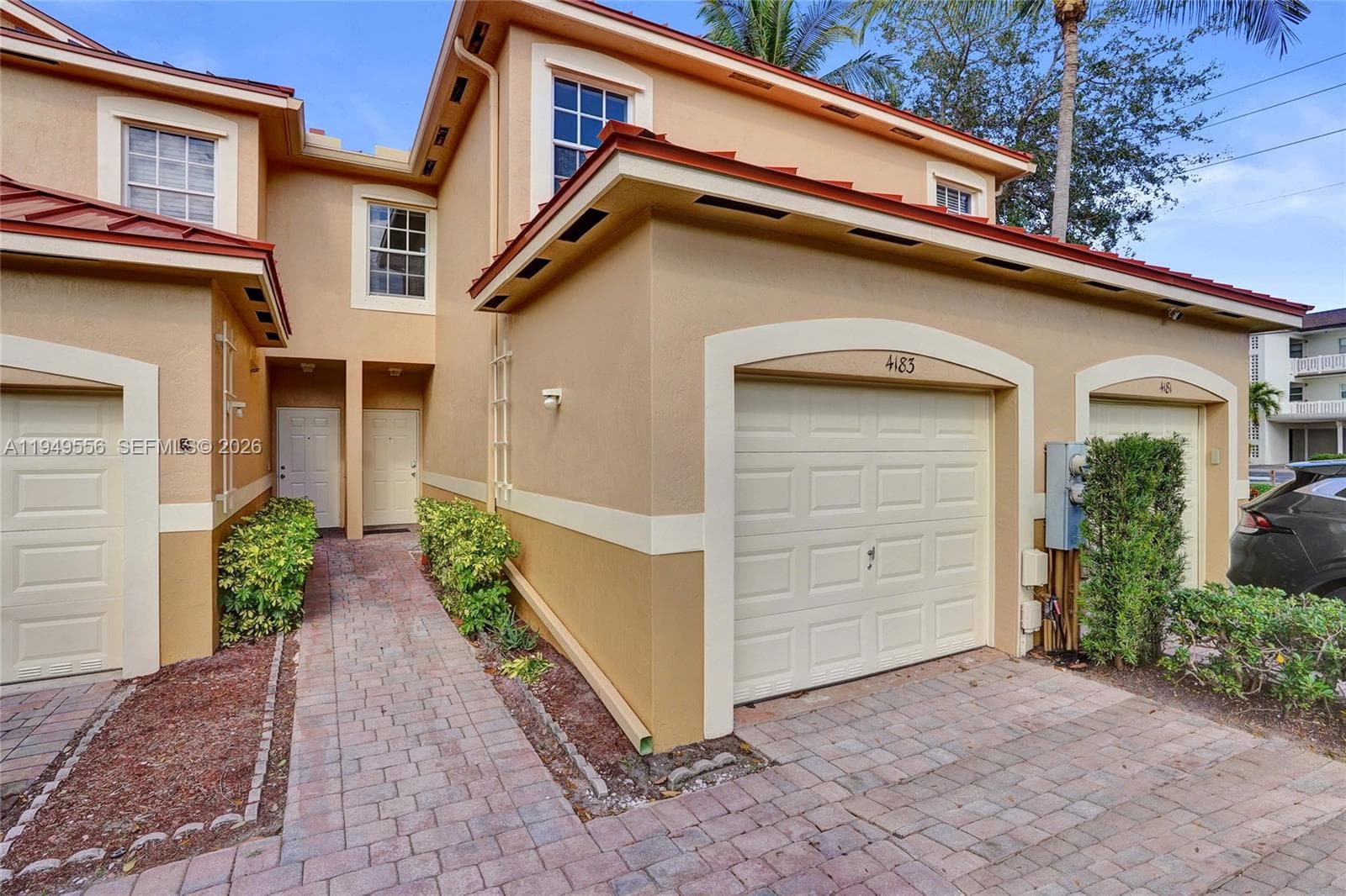 4183 Crystal Lake Dr, Deerfield Beach FL 33064 photo 3