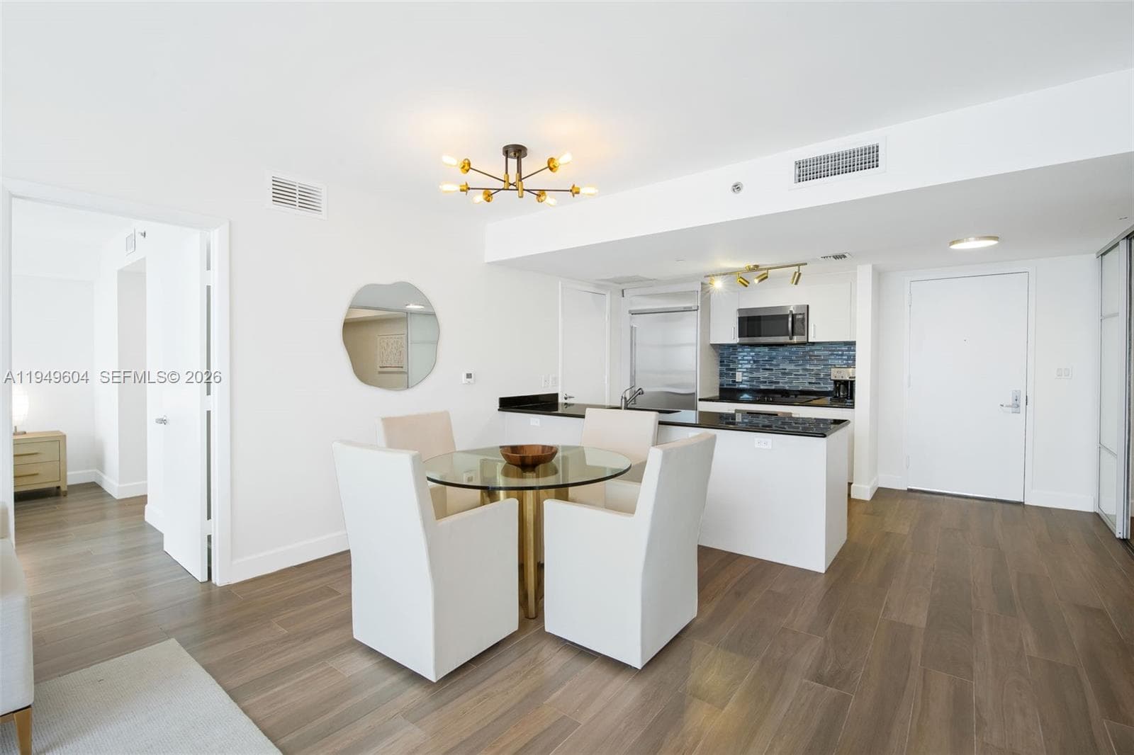 50 Biscayne Blvd # 3904, Miami FL 33132 photo 5