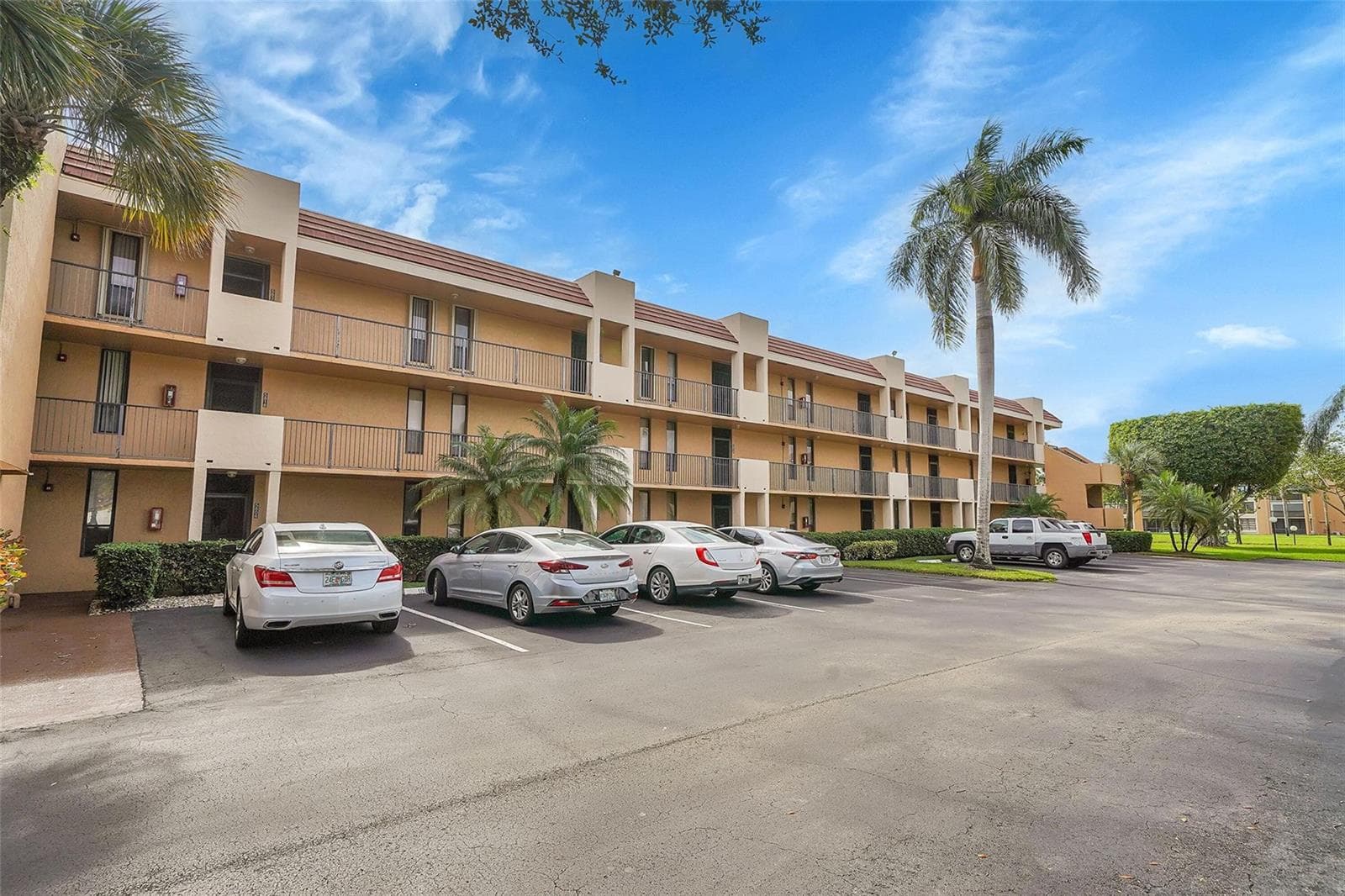 3909 N Ocean Boulevard # 108, Fort Lauderdale FL 33308 photo 2