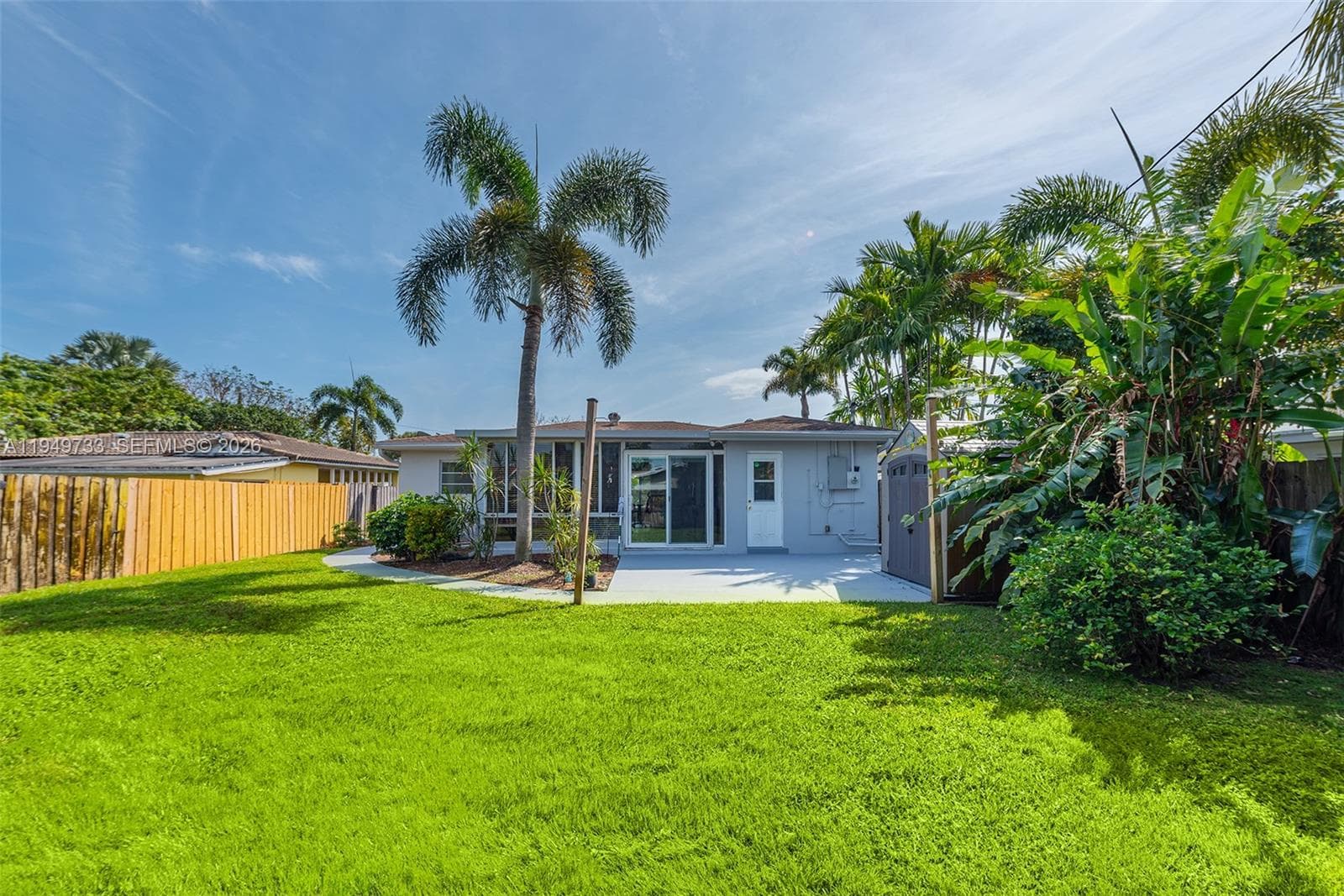 81 NE 47th St, Oakland Park FL 33334 photo 3