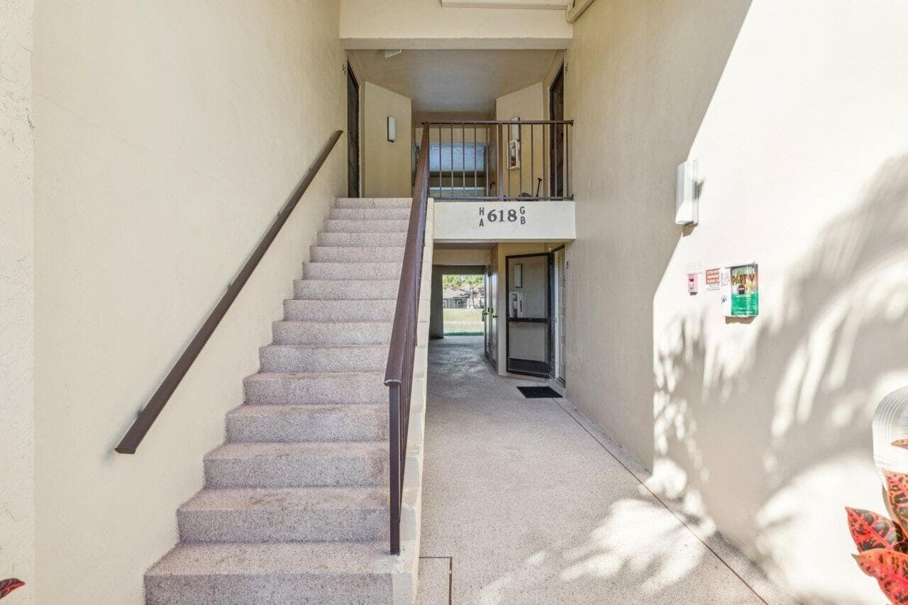 618 Sea Pine Way # A2, FL 33415 photo 4