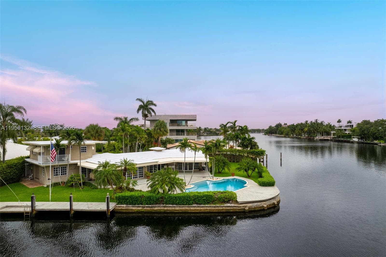 2130 NE 15th St, Fort Lauderdale FL 33304 photo 3