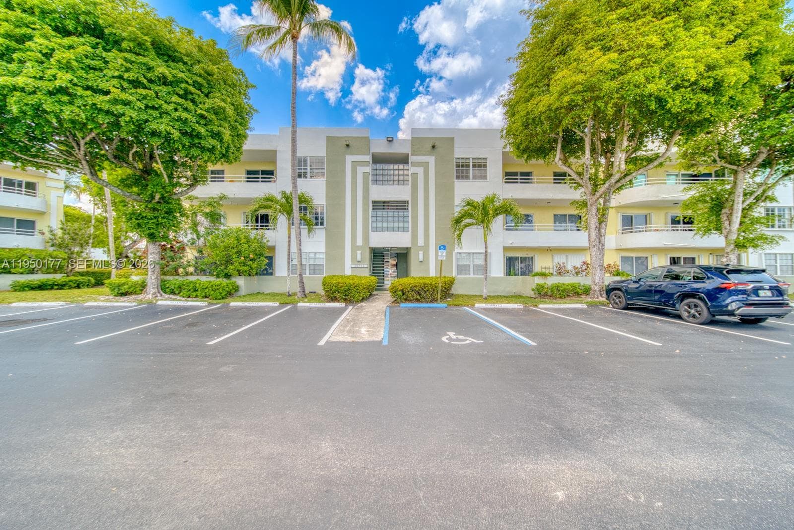 10795 SW 108th Ave # 304, Miami FL 33176