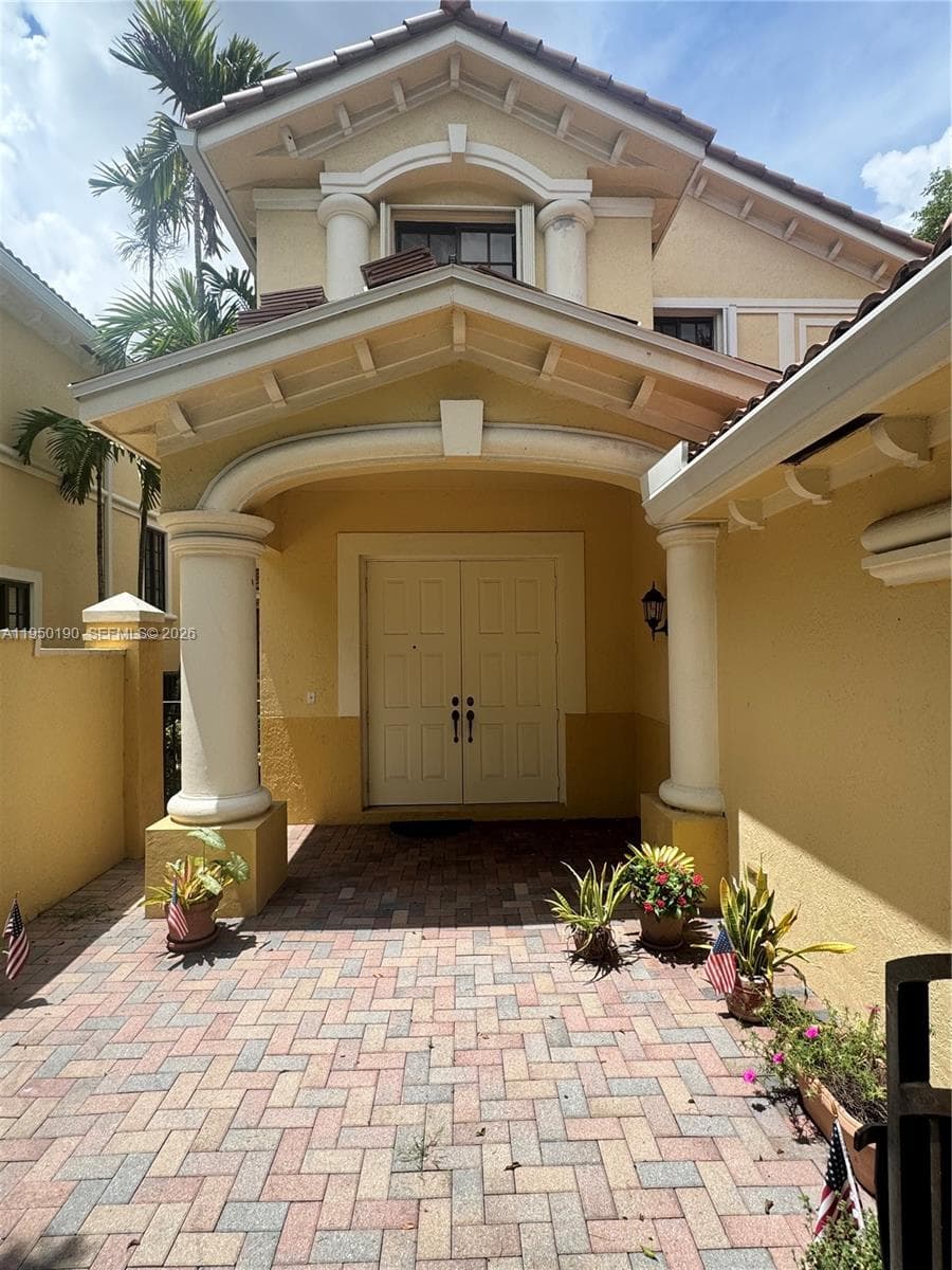 1659 Passion Vine Cir # 4, Weston FL 33326 photo 4
